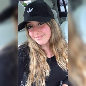 Meet your Posher, Shira